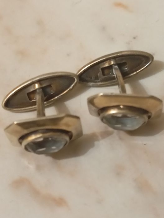 Антикварные серебренные запонки.