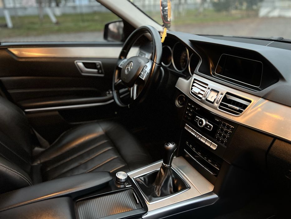 Mercedes benz e-class