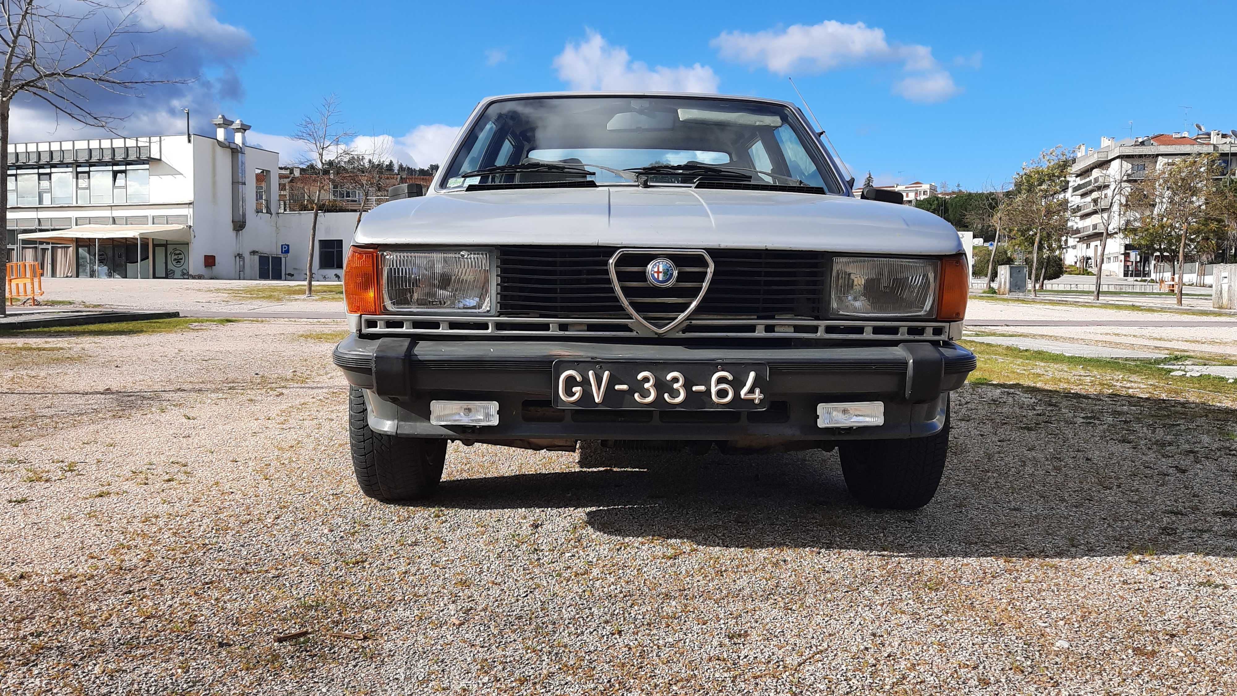 Alfa Romeo Giulietta - 1800 cc - ano 1981