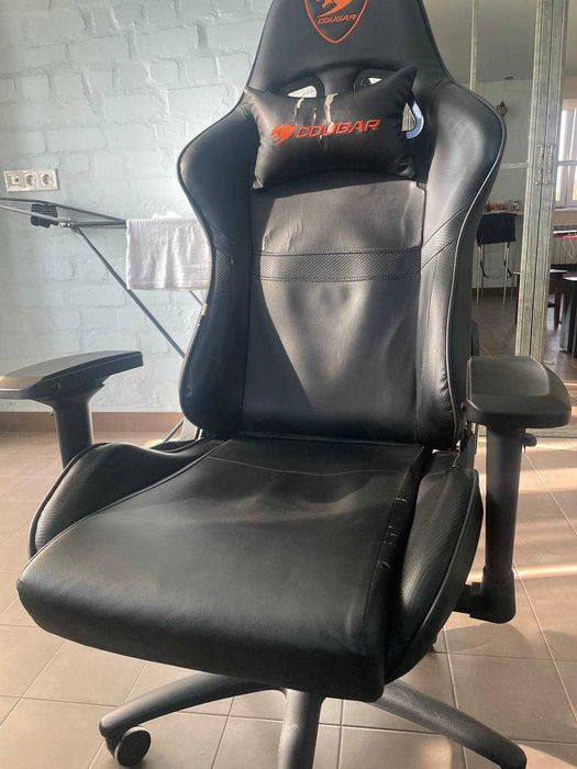 Игровое кресло Cougar Armor Black | Только косметические дефекты