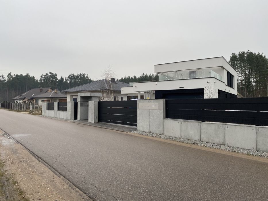 Budowa ogrodzeń z jońca, klinkier