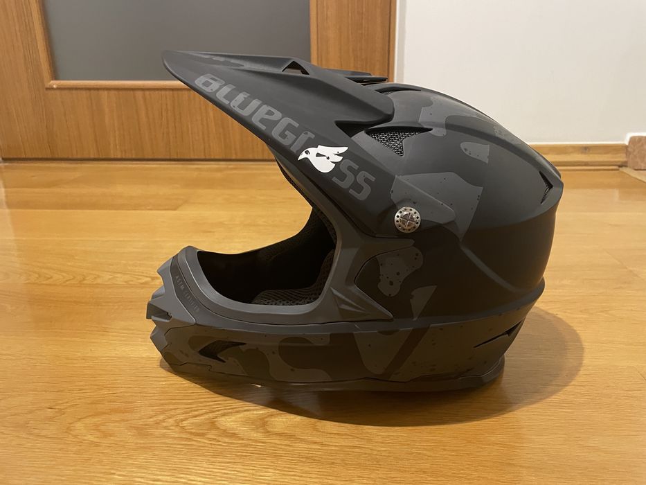 Fullface Kask Bluegrass Intox roz. M