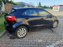 Kia Rio Kia Rio III 1.4 benzyna 109 KM | 2011 | 140 tys. km |