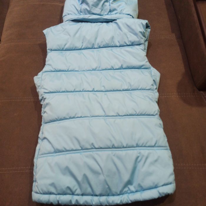 Жилетка демисезонная та спортивна, безрукавка