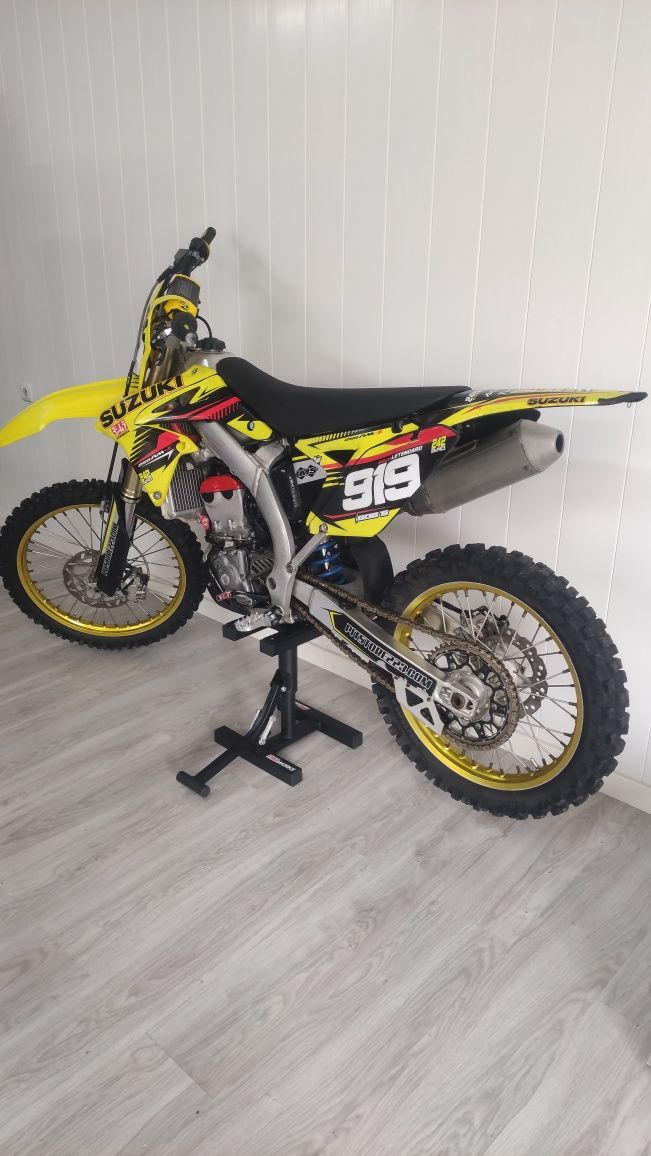 Suzuki RMZ 250cc 2015