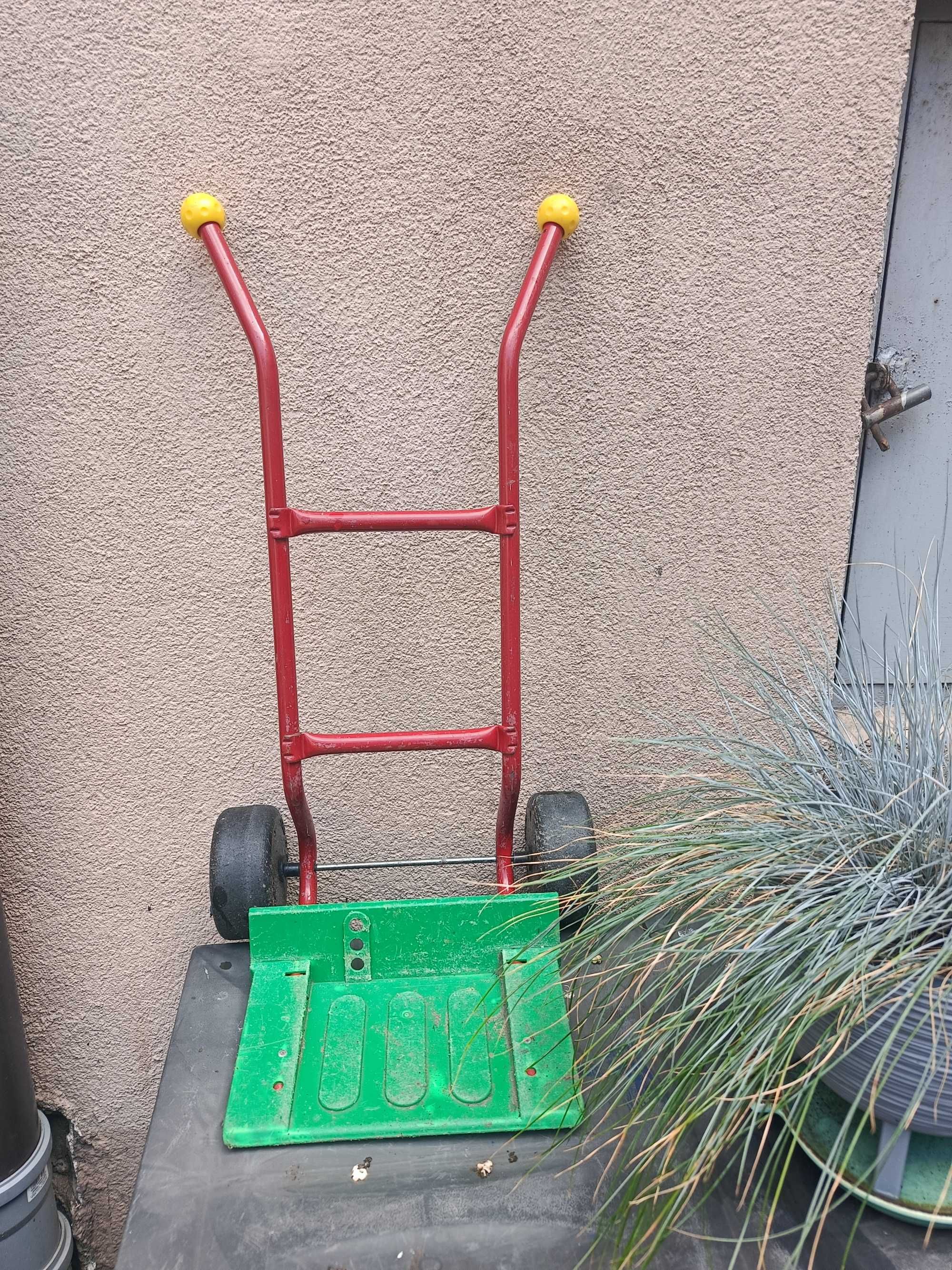 Wózek transportowy dla dzieci – taczka
