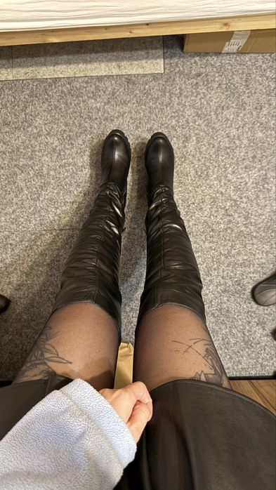 Sprzedam wysokie, skórzane kozaki za kolano 38