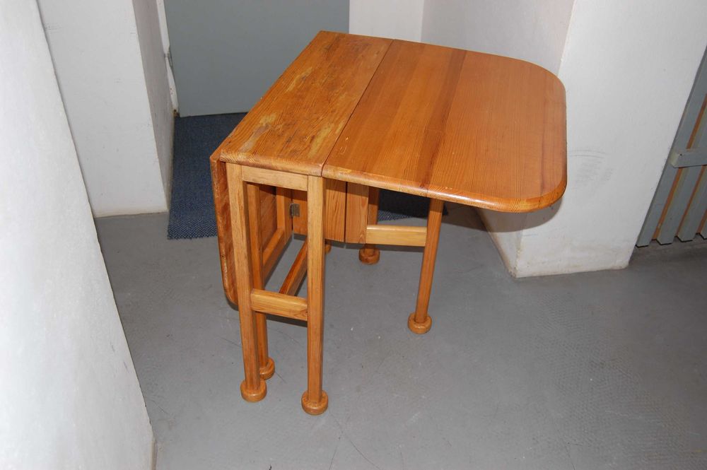 Stół kuchenny, drewniany, składany - PRL