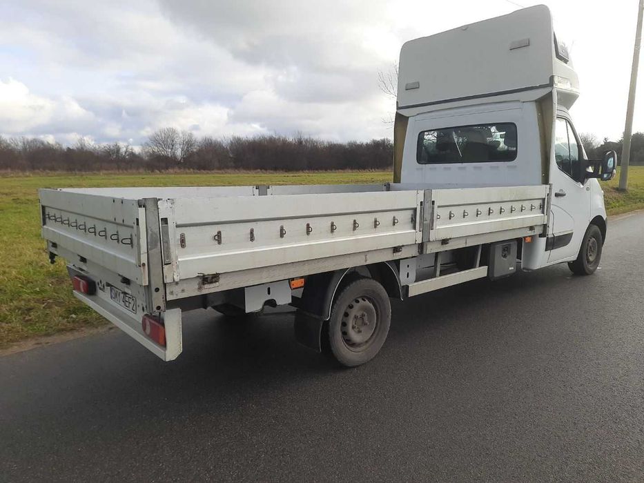 Renault Master skrzyniowy