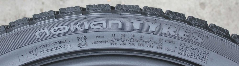 Одиночка, поштучно,запаска, розпаровка 245/40/R20 Nokian Hakkapeliitta