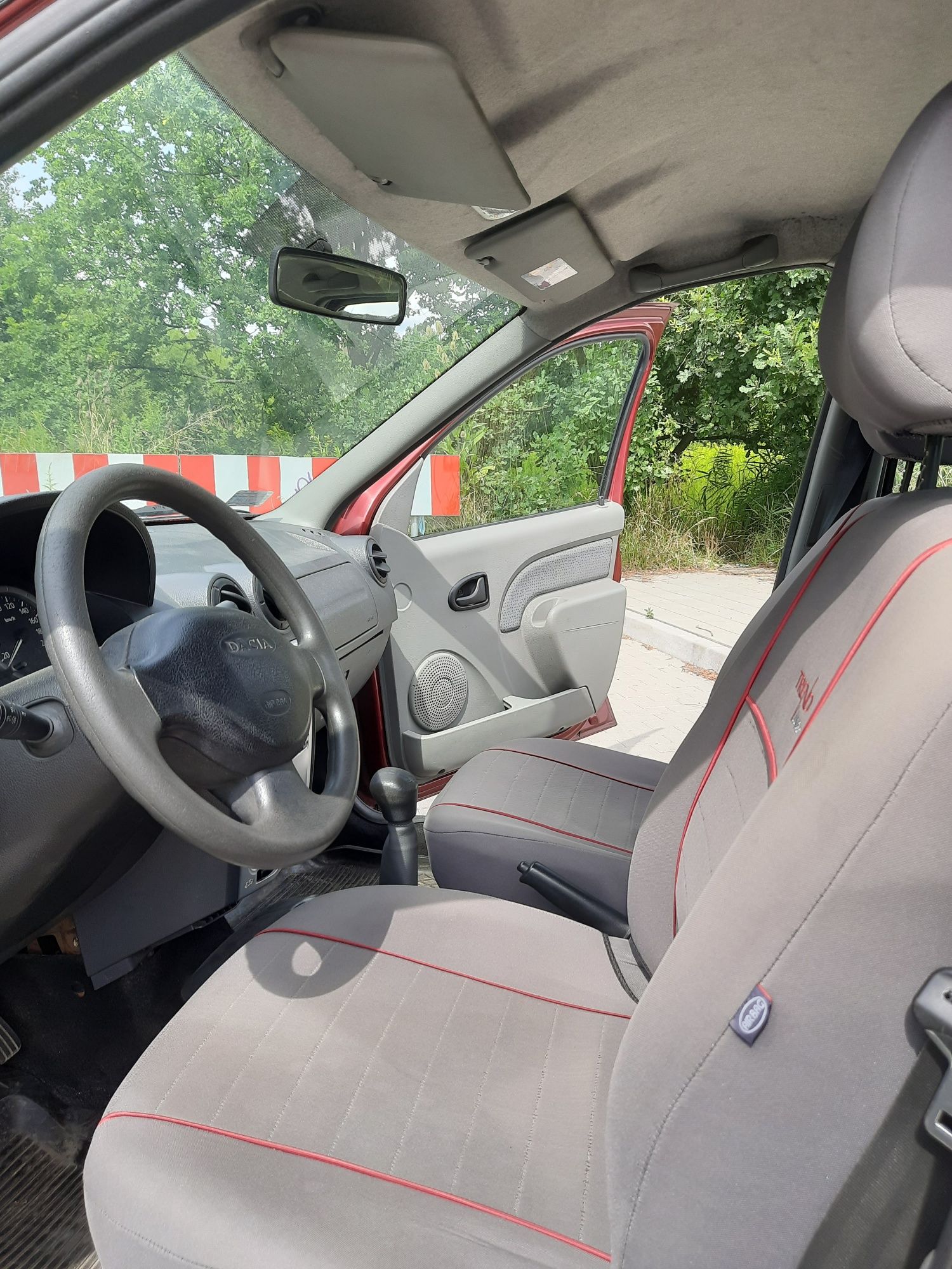 Dacia Logan 2005