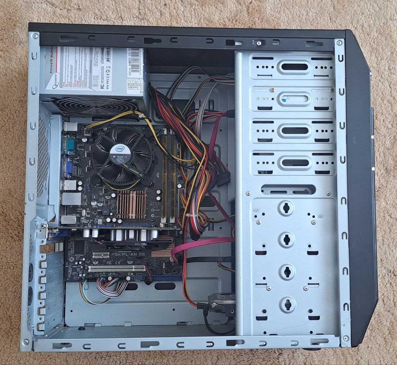 системний блок Intel E8200 2.66GH/4GB DDR2/GeForce GT240 512mb