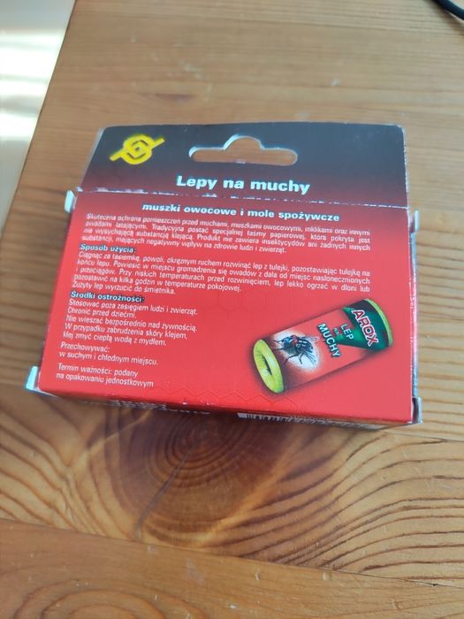 Leo na muchy sztuk 3