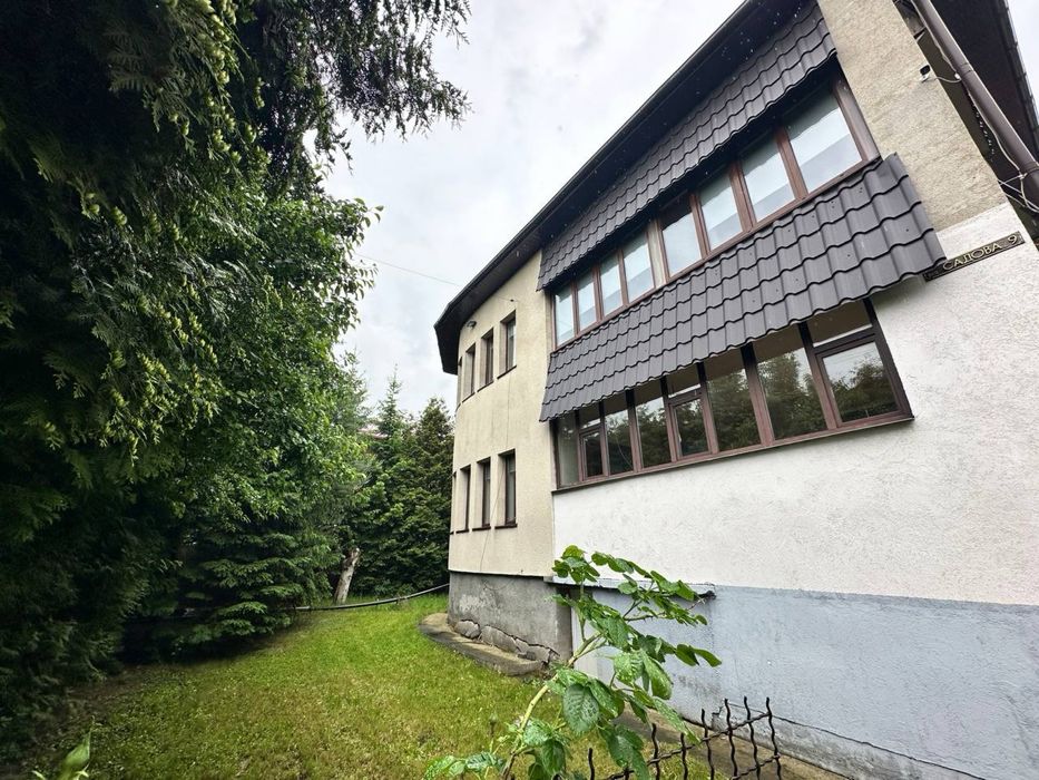 Продаж двоповерхового будинку в с. Ременів, 15 км від Львова