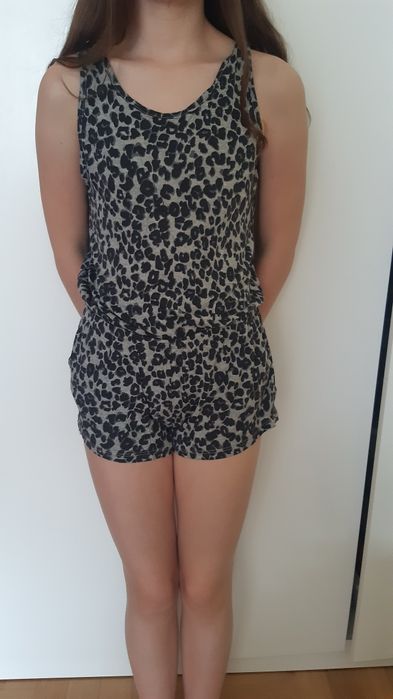 kombinezon na lato 140 H&M