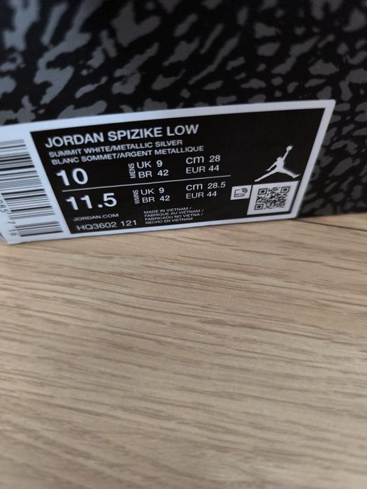 Tênis Jordan Spizike low