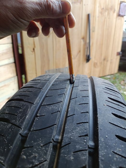 Шины Dunlop 186/60  R16 пара 2023р стан нових