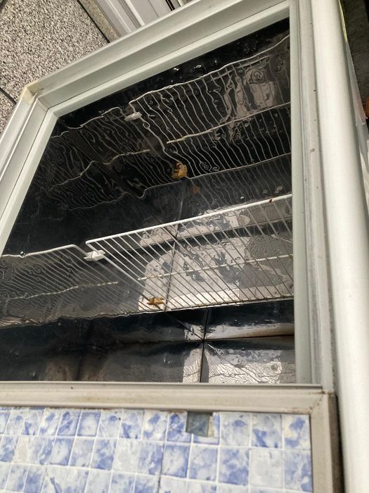 Arca congelada em bom estado