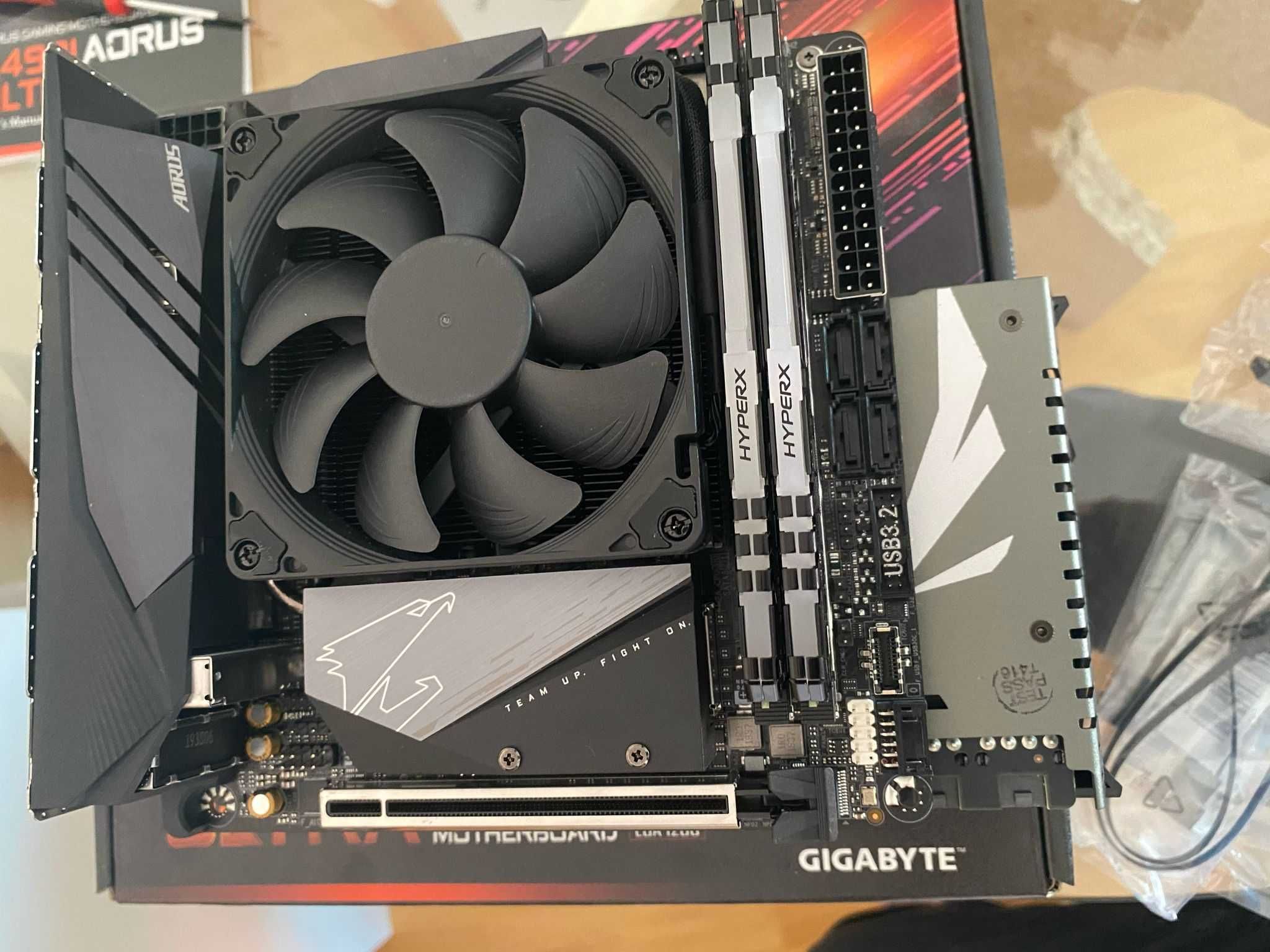 Bundle Aorus Z490i + i7 10700 + 32Gb DDR4