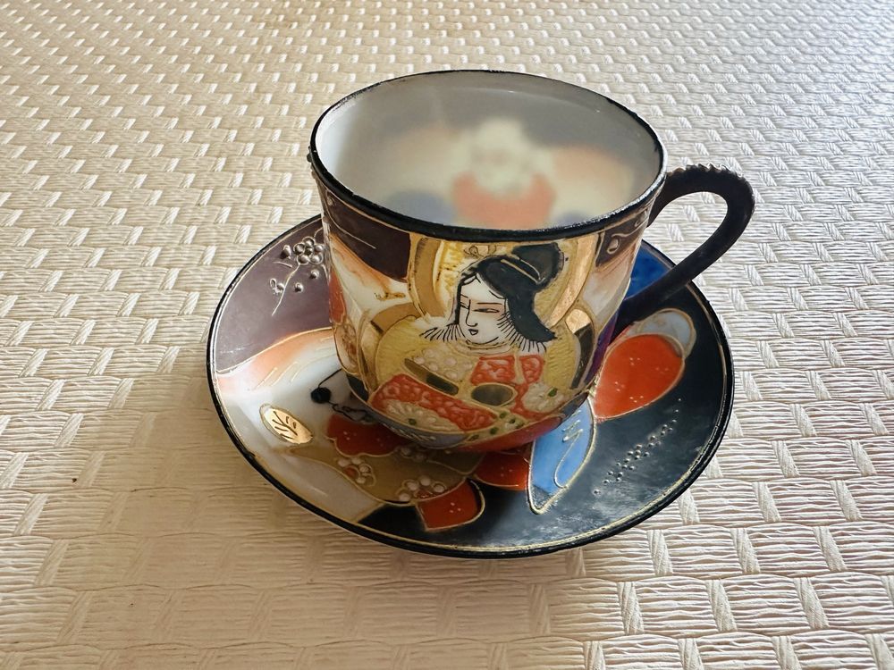 Alguns items de serviço antigo de café chinês .