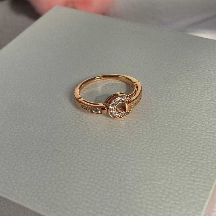 ТОП Каблучка BVLGARI BVLGARI 346209 Кольцо Булгари ВІДГУКИ