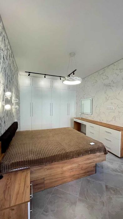 Оренда 2-кімнатної квартири Вул. Ділова, 22, метро Олімпійська,  58 м²