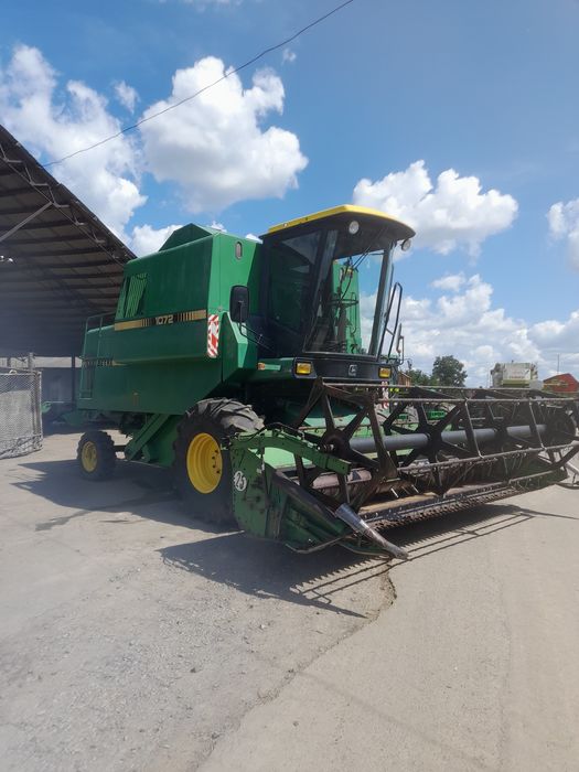 Комбайн зернозбиральний john deere 1072..6410..6900
