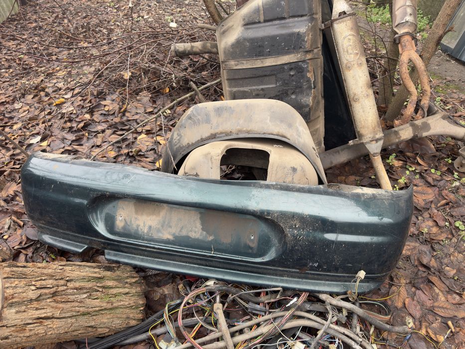 Кришка багажника ваз 2110 із спойлером