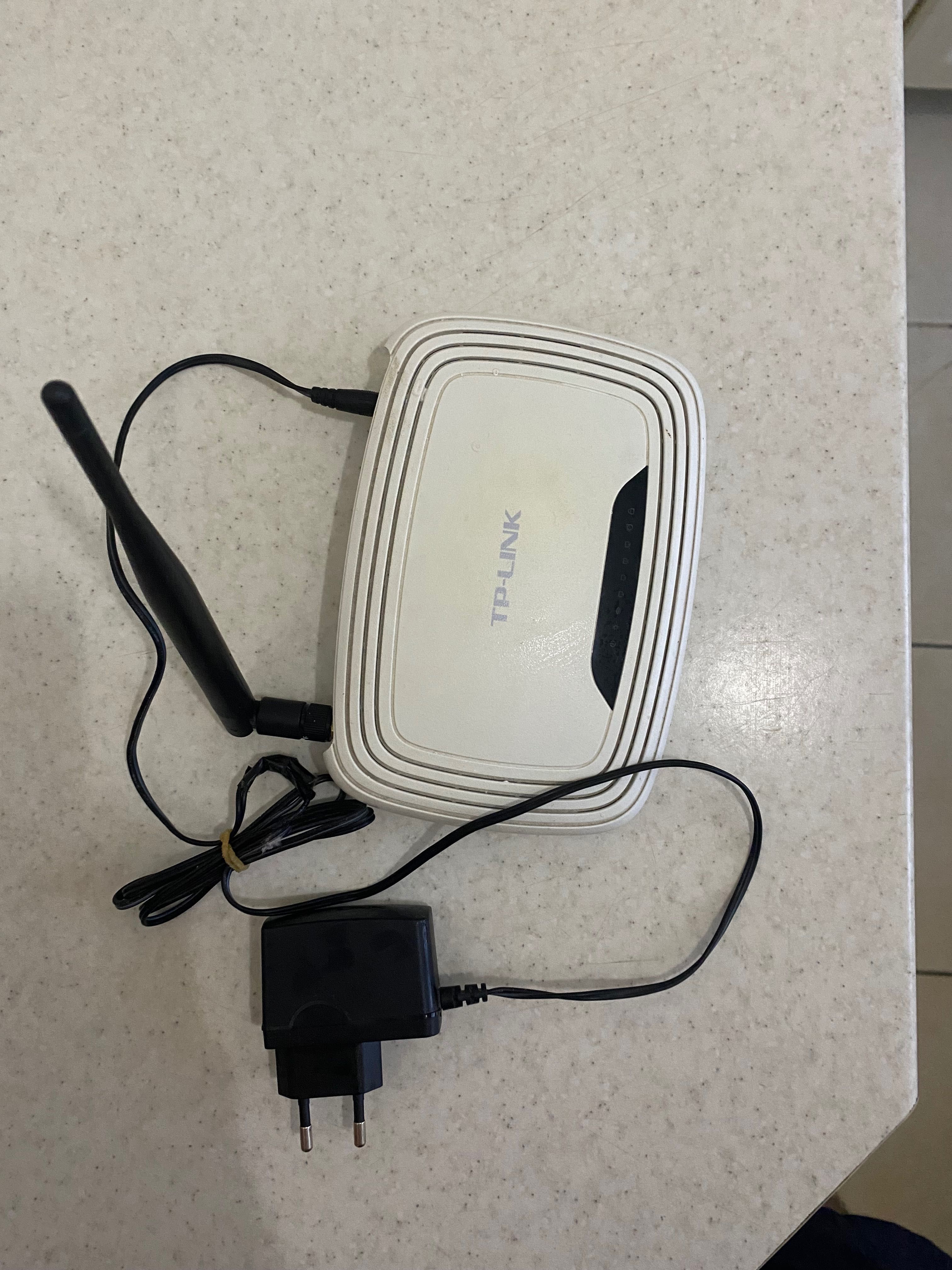 Роутер tp-link Модель:TL-WR741ND