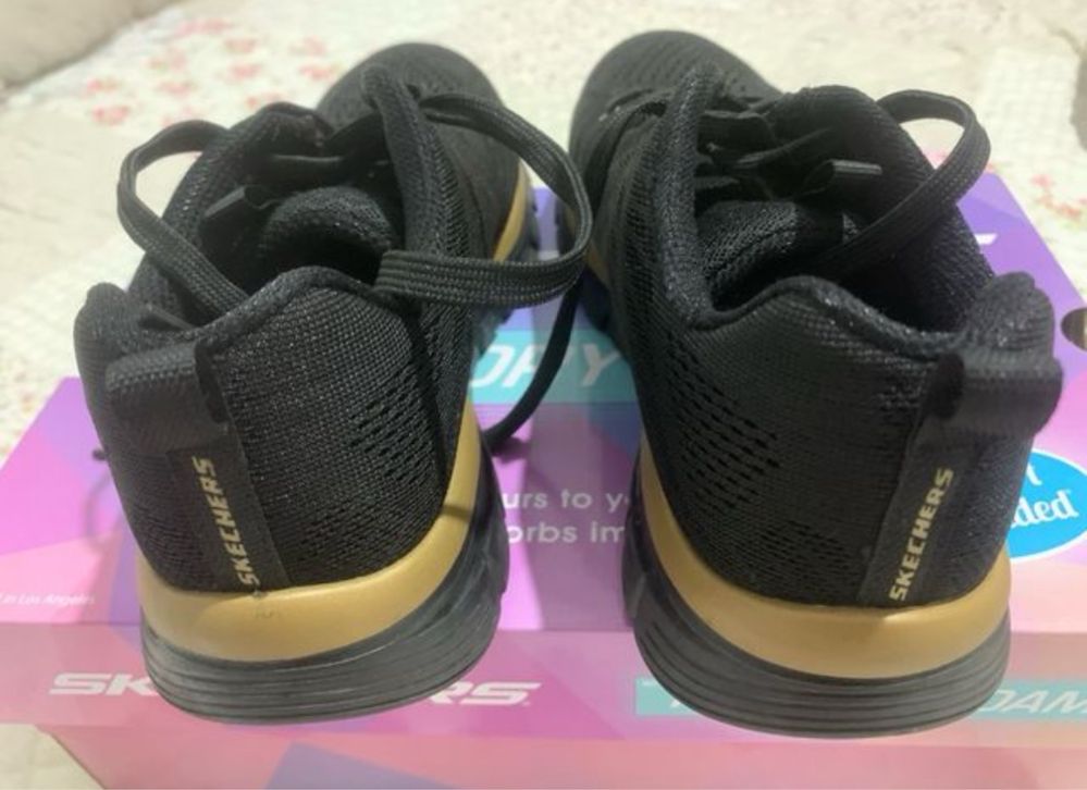 Sapatilhas marca Skechers