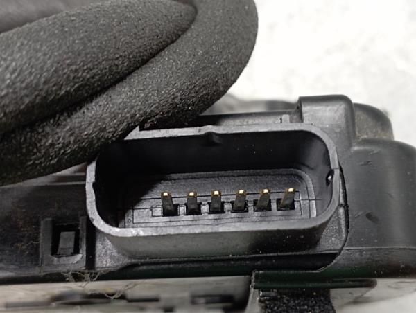 Fechadura / fecho porta frente direito KIA Sportage III (SL)