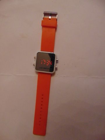 Zegarek quartz led watch.