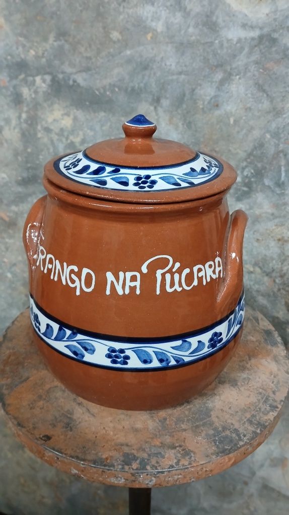 Panela Frango na pucara