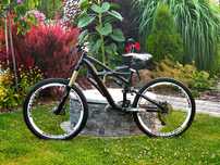 Specialized enduro S ( dh fr enduro downhill )