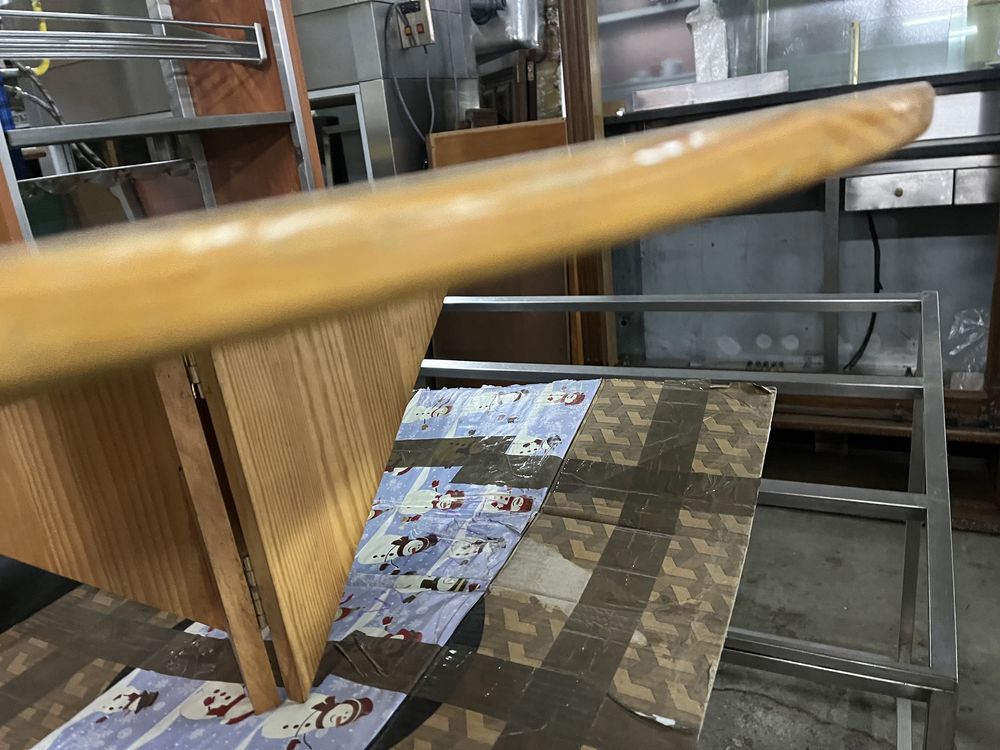 Mesa de Parede com dobradiças