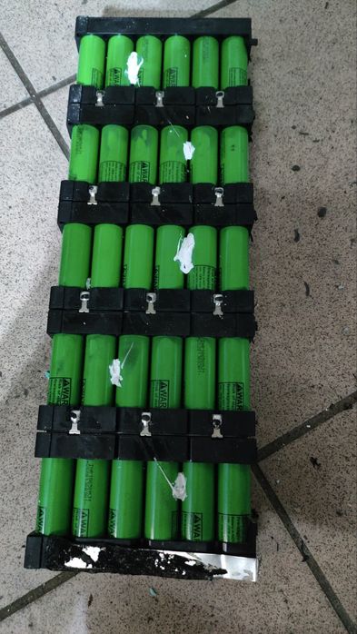 Акумулятори LG MJ1 ICR 18650 3400 mAh