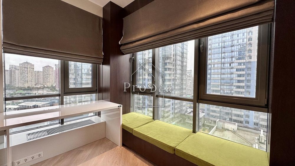 Продаж Квартира 91 м2 ЖК River Stone Рівер Молл Парко-місце Комора