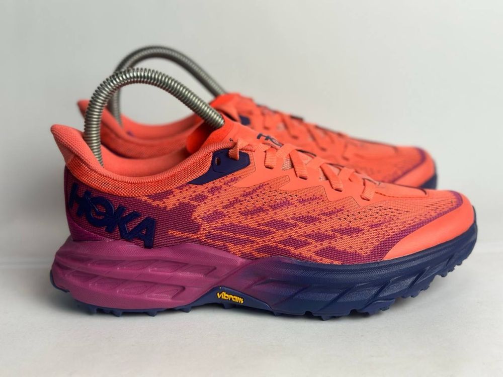 HOKA One One Speedgoat 5 розміри в описі