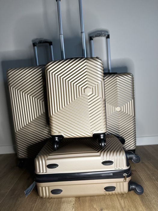 Walizki średnie - bagaż do 23 kg