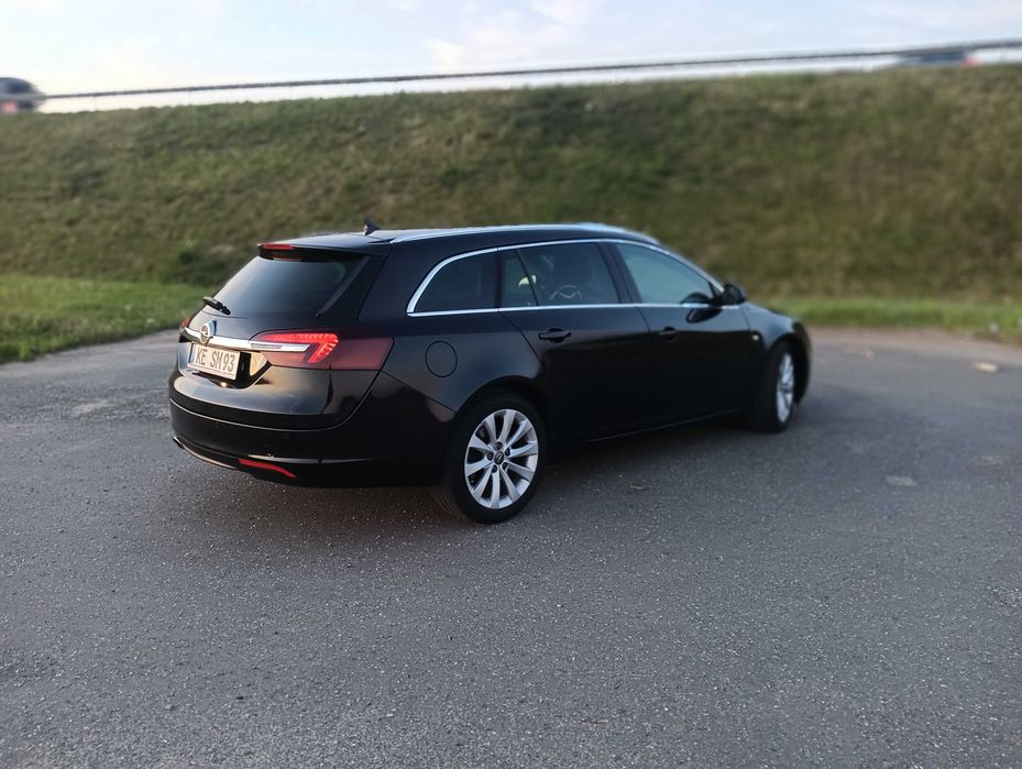 Opel Insignia 2.0 Disel kombi super stan pełen serwis