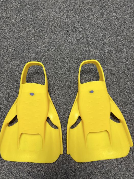 Pletwy treningowe FINIS edge 43/42
