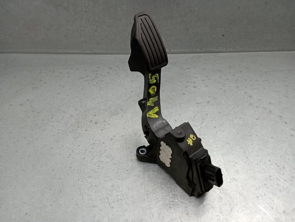 Pedal do acelerador TOYOTA Yaris (_P13_)