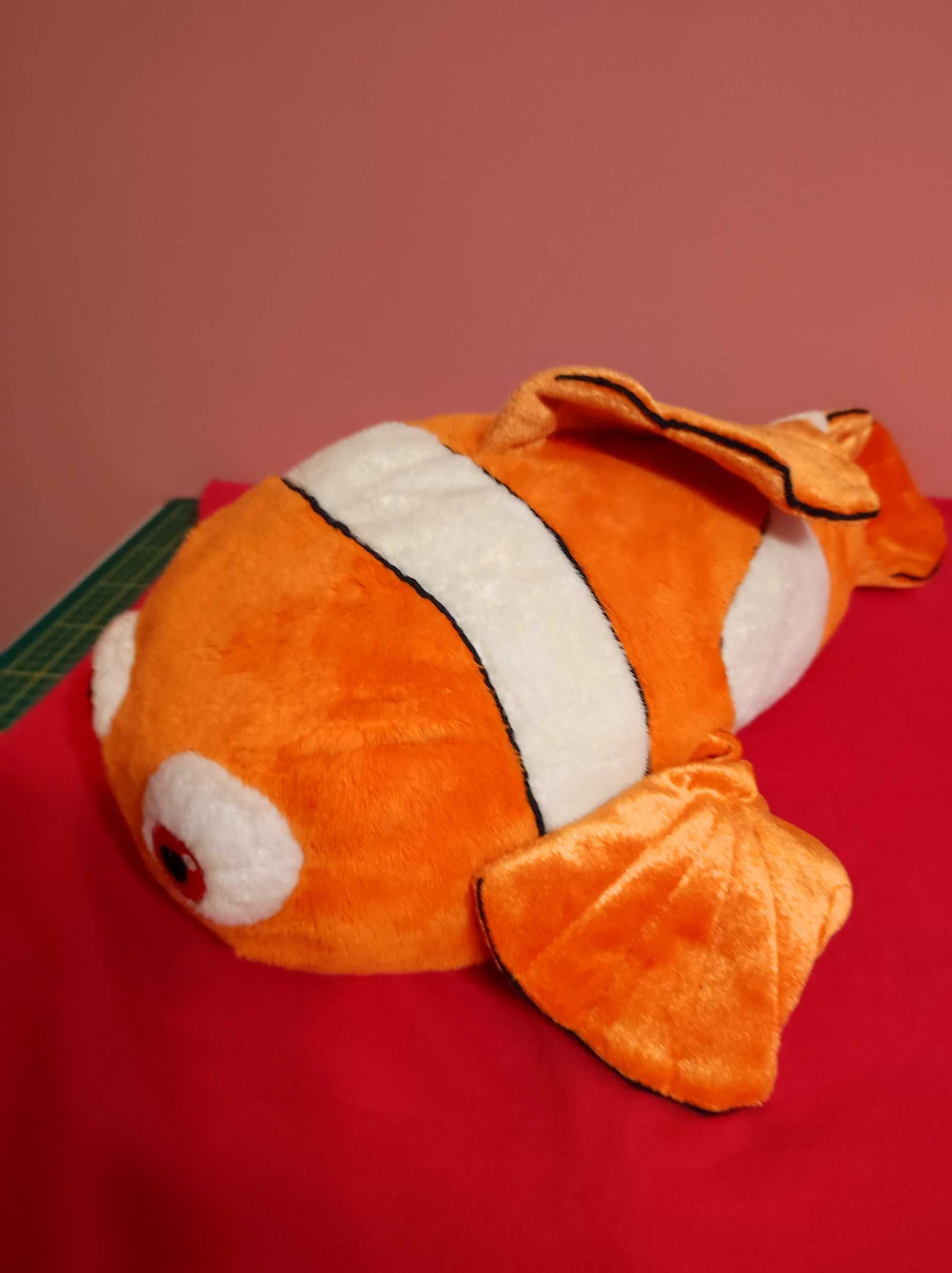Rybka Nemo o długości 50 cm