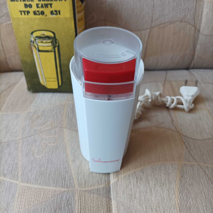 Młynek do kawy Niewiadów typ 652 z czasów PRL