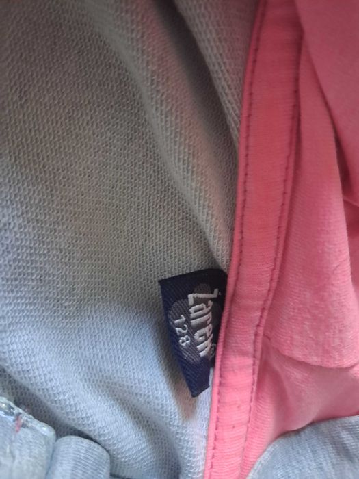 3 sztuk bluzy od 122-128