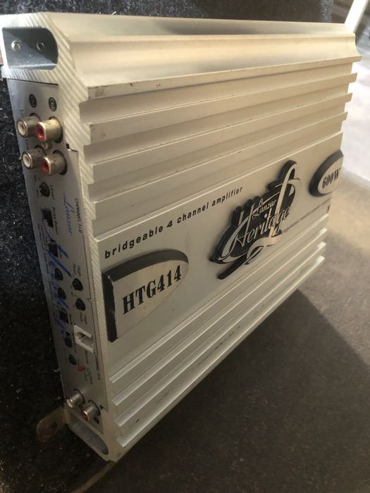Автомобильный сабвуфер Heartz es300 700 watt + усилитель Lanzar
