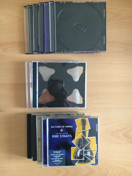 Lote de 12 caixas de CD e DVD