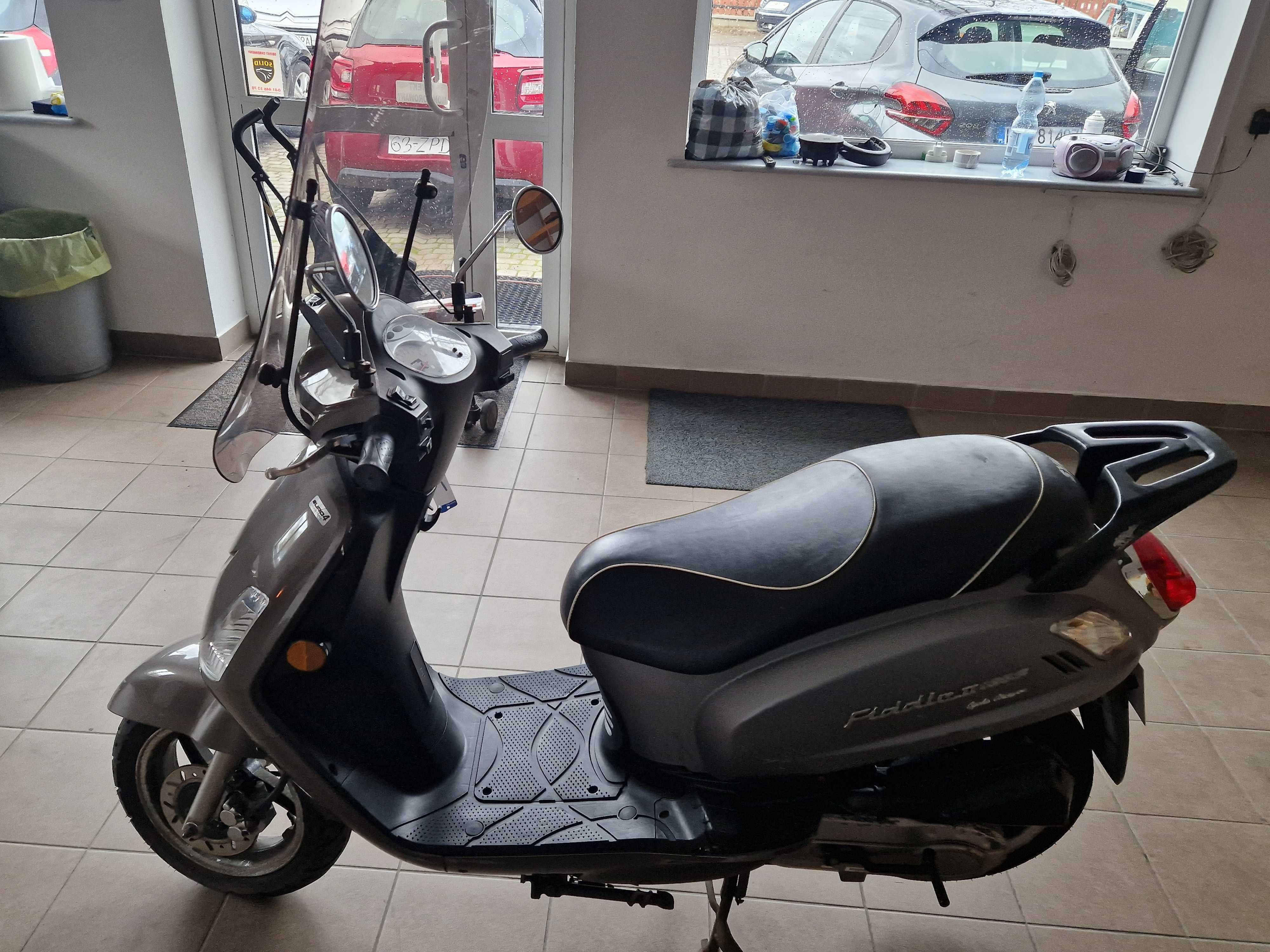 Skuter Sym 50 ccm bez prawa jazdy.