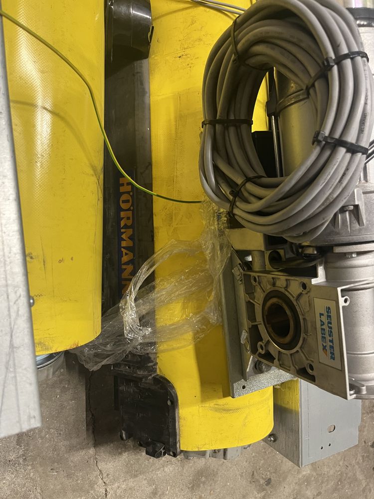 Brama szybkobiezna Hormann 300szerx325 sterowanie BK 150 FUE H 2019 r