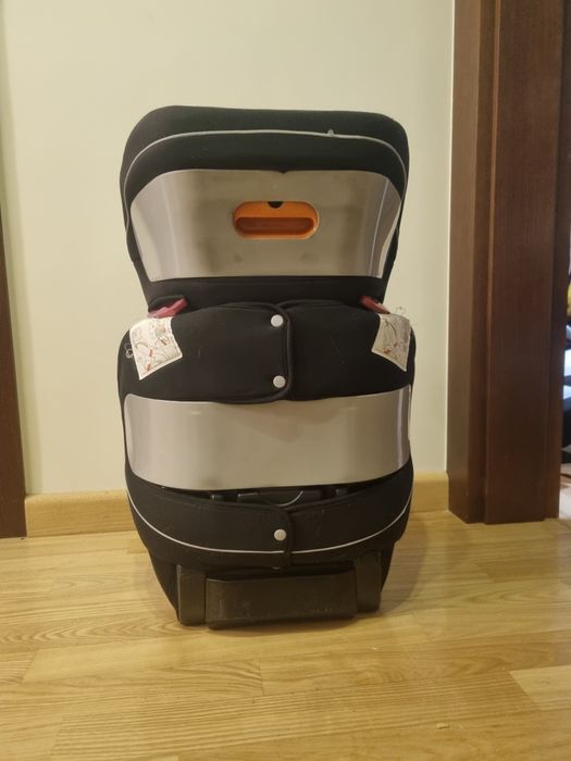 Fotelik dziecięcy samochodowy